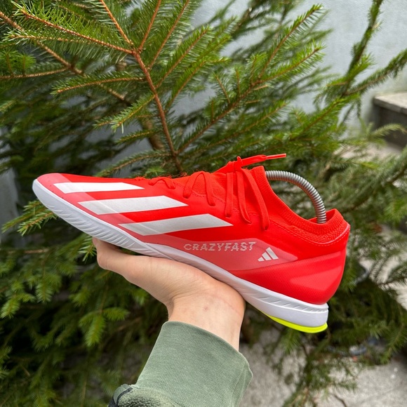 Indoor Soccer shoes Adidas X Crazyfast League Futsal men’s brand new
For soccer - Picture 3 of 8